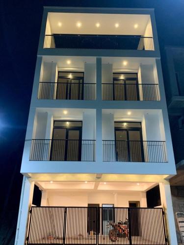 Semmencherry Hotel | Twin Tag Residency