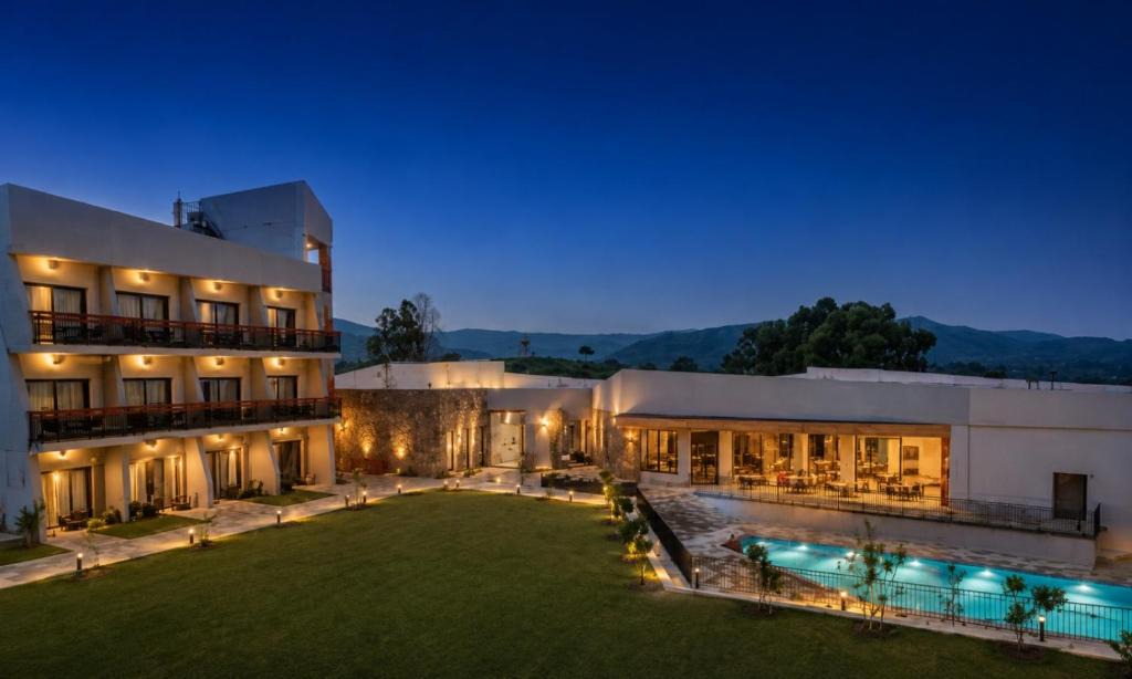 Udaipur District Resort | Ullasa by Aranyam Luxury Resort Udaipur