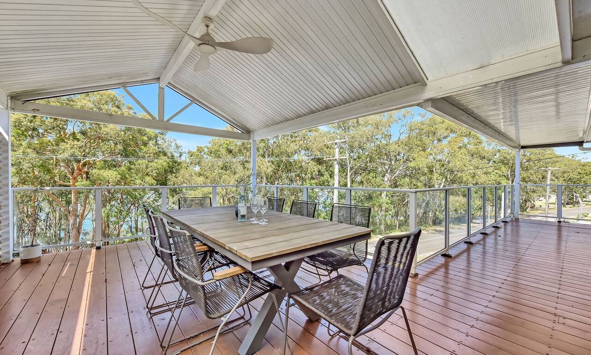 Wangi Wangi House | Upper Deck On Dobell