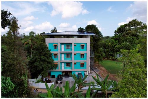 Aluva Hotel | Vajra Periyar Heritage