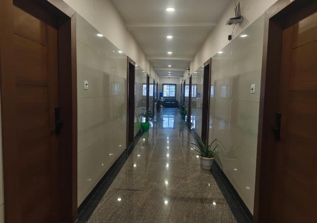 Madhapur Hotel | Valuenest