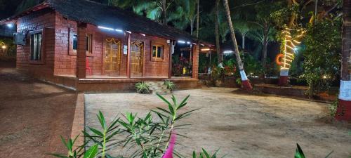 Anjanvel House | Varsha farm house