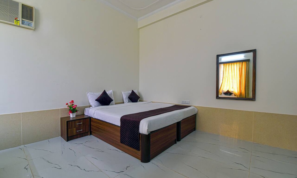 Khatu Hotel | Vedantam Shri