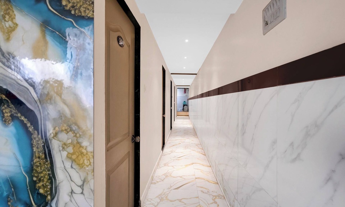 Sakinaka Hotel | Via Shera Residency