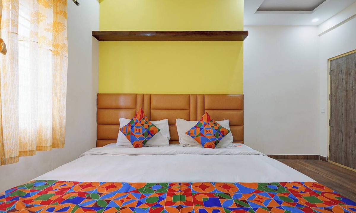 RR Nagar Hotel | Via Utsav Grand Inn - RR Nagar