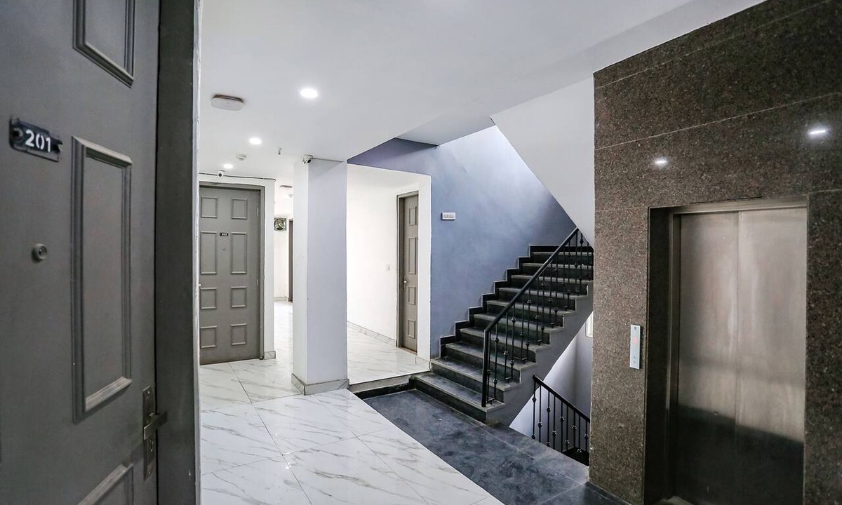 Pashim Vihar Hotel | Via Vat