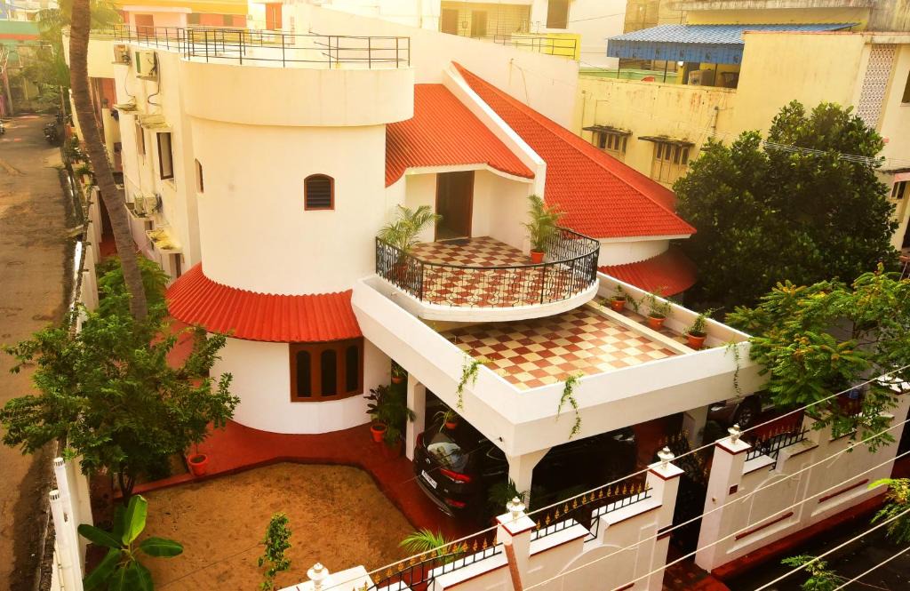 Kalapettai House | VILLA MARINAA 6 Rooms Property Near white town