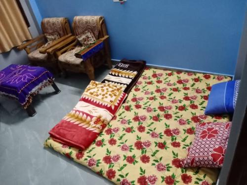 Jhusi House | Vinay Stay Home