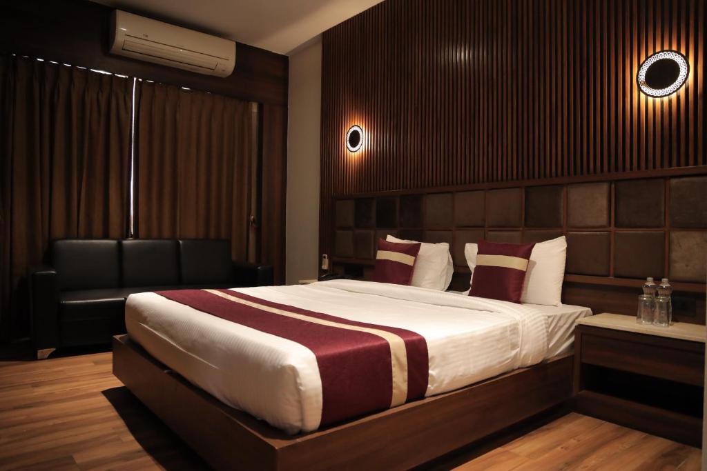 Surat Hotel | Vivotel Hotel Surat