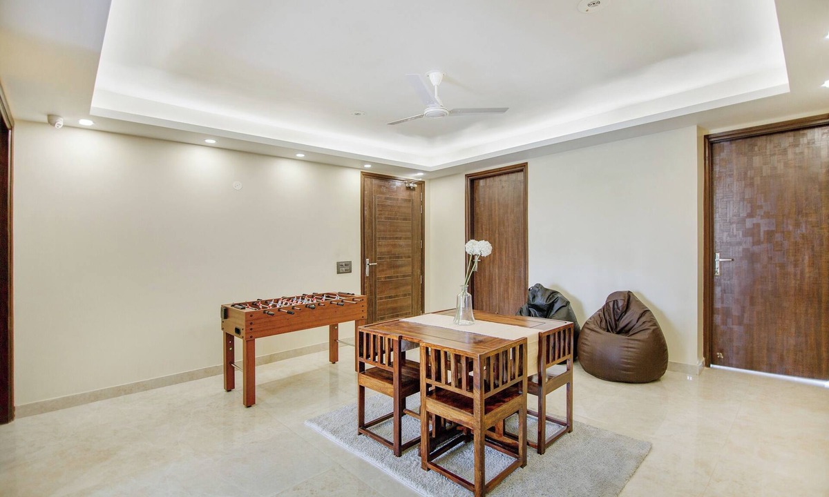 Sector 51 Apartment | Wandr. Ogma