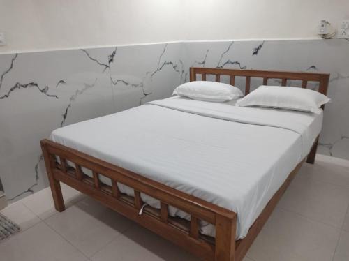 Kukatpalli Hotel | Wayan Luxury Rooms