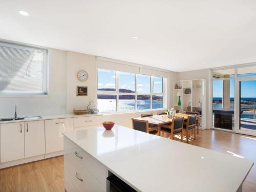 Narooma Apartment | Wharf Apartment Unit 7