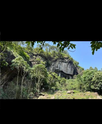 Kanthalloor House | White Castle