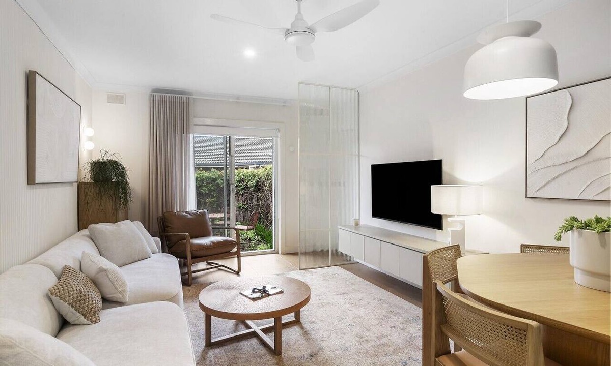 College Park Apartment | Willow Hideaway—Chic Comforts, Well-connected Stay
