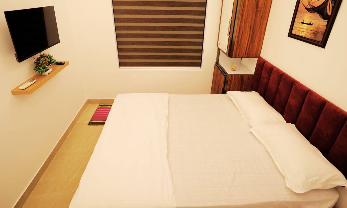 Kochi Bed & Breakfast | Wind Castle