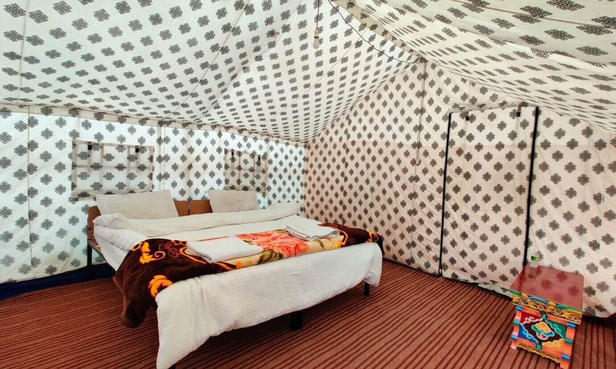 Spangmik Hotel | World Attic Camp
