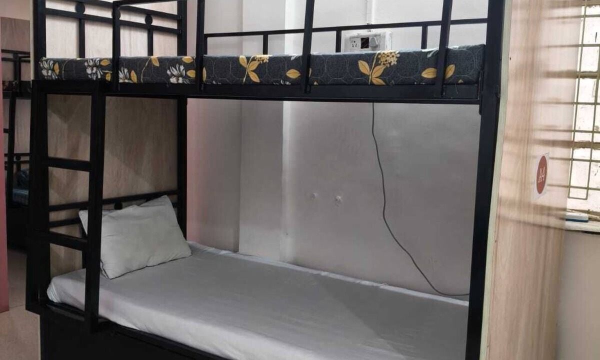 Kothrud Apartment | ZenNest Hostels
