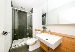 A Spacious & Modern Home Next to Southern Cross in Melbourne