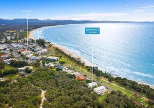 Apartment 3 Surfside - beachfront with ocean views in Byron Bay