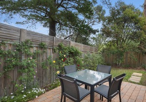 Bungunyah Apartments: Margriet in Croydon