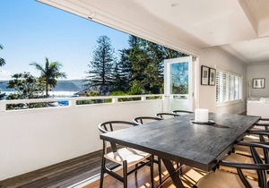 Chic Palm Beach Holiday Home
