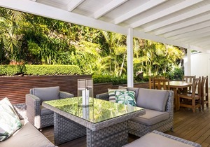 Chic Palm Beach Holiday Home