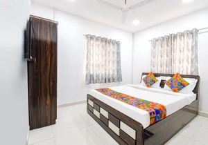 FabHotel Silver 7 Homes in Paud