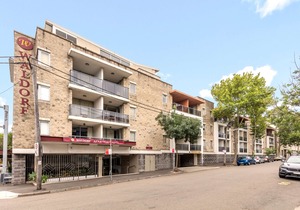 nesuto Chippendale in Chippendale