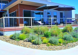 Pambula Beach Holiday Retreat - 2 Queen bedrooms, 12pm checkout in Pambula Beach