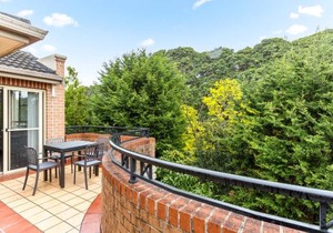 Pristine 2-Bed Near Marrickville Village in Sydney