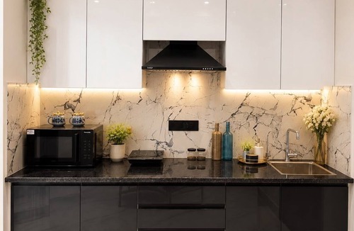 Sector 39 Apartment | 1BHK Fully Equipped-Near Medanta hospital