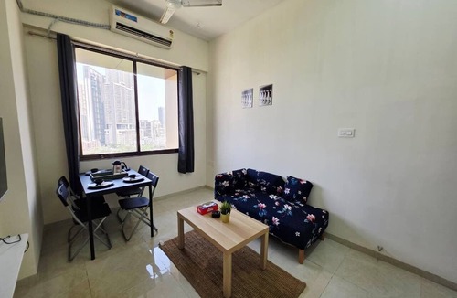 Lower Parel Apartment | 1Br Aprt Near Phoenix Mall Lower Parel - 1603 By Florastays