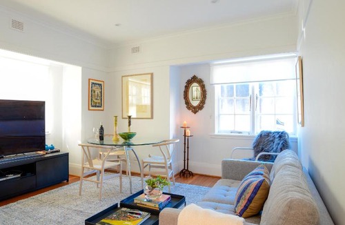 Woollahra Apartment | 2 Bdrm Art Deco Apt Stroll To Bondi Junction