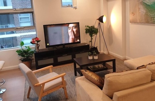 Epping Villa | 2 bedroom luxurious apartment in heart of Epping
