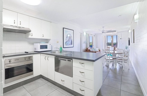 Bargara Apartment | 2 Bedroom Unit with Beach & Golf at your doorstep!