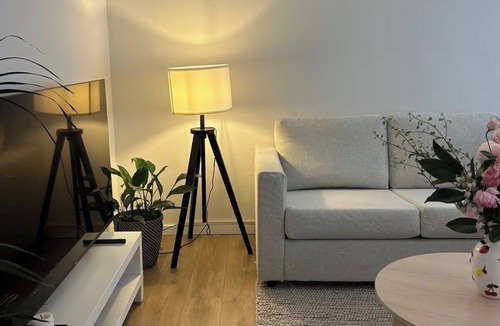 North Bondi Apartment | 2 minute walk to Bondi beach - Perfect spot for a vacation or get away