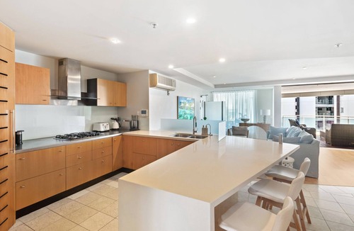 Mooloolaba Apartment | 20 First Avenue luxurious 3 bedroom close to the ocean
