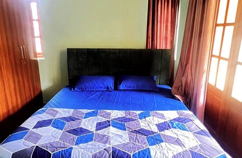 Benaulim Bed & Breakfast | 3 Balconies 1-BHK 900sq. ft Near Benaulim Beach Goa Private Entry & Parking WiFi