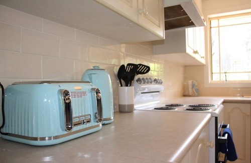 Surf Beach Apartment | 3 Bed (3 Night Min) (Surf Beach on Eric)