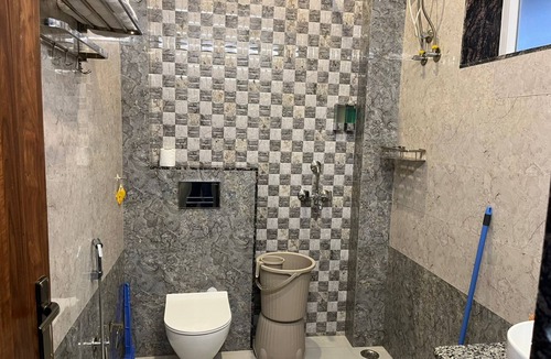 Bani Park Bed & Breakfast | 3-bedroom bed & breakfast in brilliant Jaipur with AC comfort