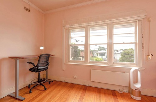 Northcote House | 3BDR Unit in the Heart of Beautiful Northcote