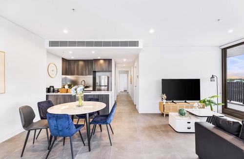 Lidcombe Apartment | 3BR apartment close to Accor Stadium