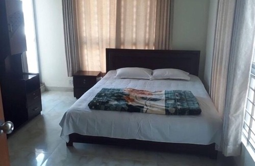 Basundhara Residential Area Apartment | 4 star standard apartment. from airport, Gulshan, Banani and shopping complex.