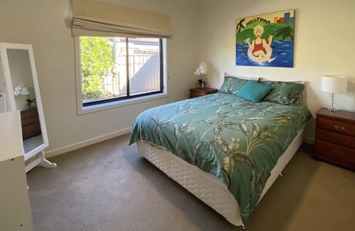 Echuca House | 5 Bed 2 bath Fully Furnished Home Away From Away for all Abilities
