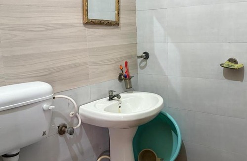 Phagwara Hotel | 5 Star Apartment