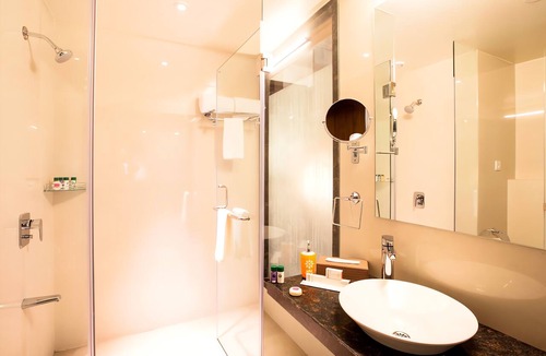 Pimpri - Chinchwad Hotel | 6 ONYX