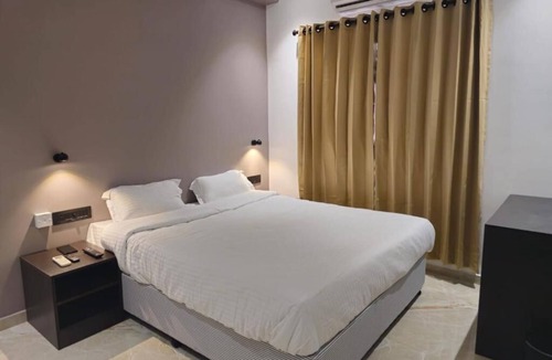 Aluva Hotel | 7 The Business Hotel