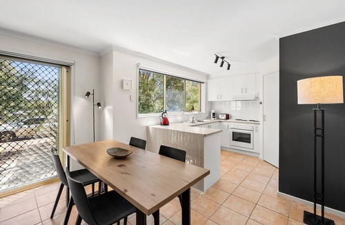 Anglesea House | 8 Birdie Ave