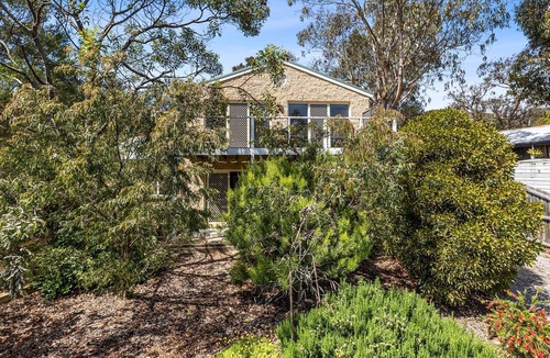 Anglesea House | 8 Birdie Ave