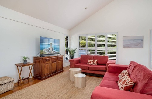 Rainbow Beach House | 90 Cooloola Drive - Rainbow Beach
